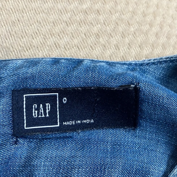 Gap Tencel Chambray V Neck Dress with Pockets - Picture 5 of 6